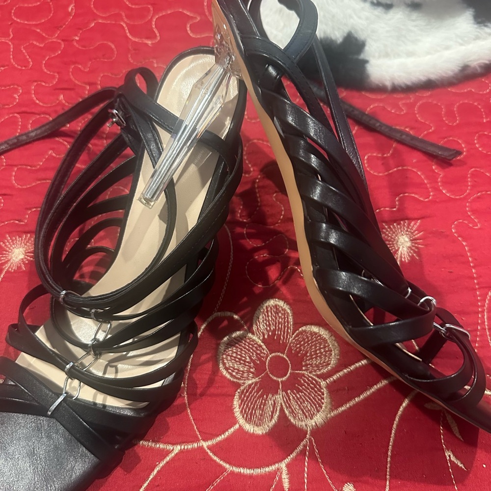 Chic Black Strappy Heels for Women